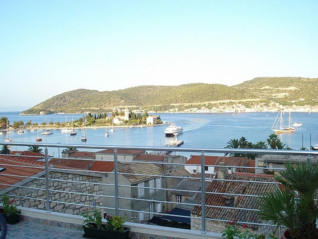 Apartment II Radisic Beautiful View Vis Luaran gambar